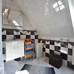 Landhauswohnung In Kroepelin Mit Grossem Garten * Boldenshagen