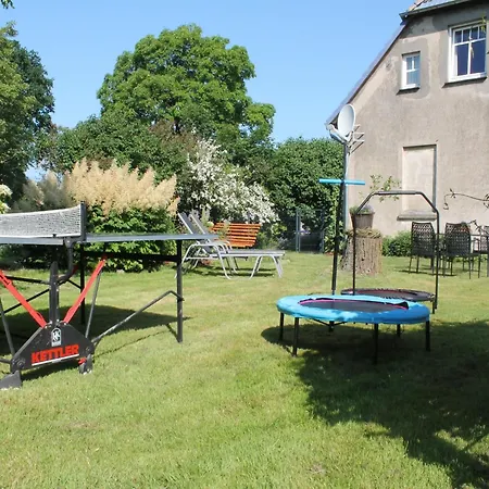 Landhauswohnung In Kroepelin Mit Grossem Garten Apartment *
