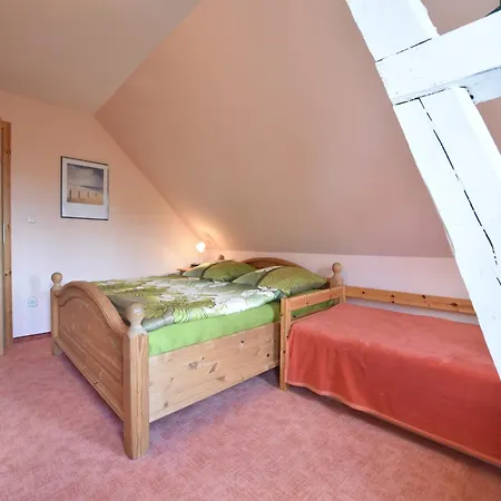 Landhauswohnung In Kroepelin Mit Grossem Garten