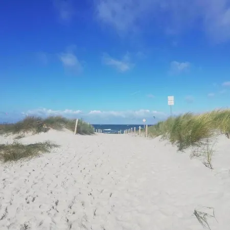 Landhauswohnung In Kroepelin Mit Grossem Garten Apartment *