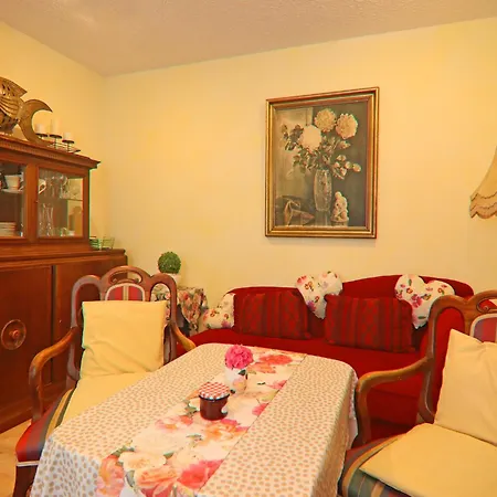 Landhauswohnung In Kroepelin Mit Grossem Garten Boldenshagen