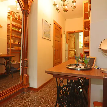 Appartamento Landhauswohnung In Kroepelin Mit Grossem Garten