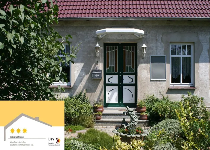 Landhauswohnung In Kroepelin Mit Grossem Garten Appartement