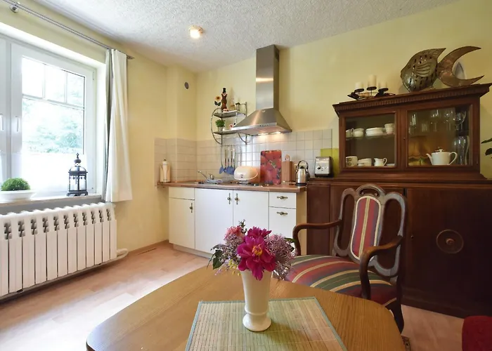 Landhauswohnung In Kroepelin Mit Grossem Garten *